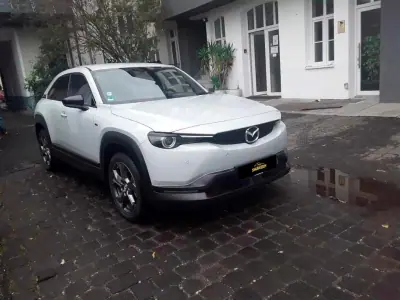 Mazda MX-30 2022 - 17890 EUR, 19050 km - AUTO.MOTO.pt - 19050km - foto 2 de 9