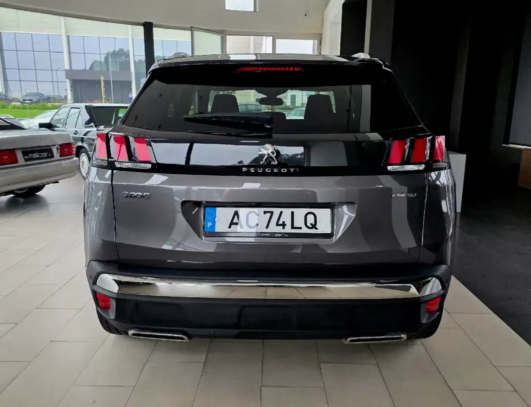 Peugeot 3008 2016 - 12990 EUR, 248403 km - 248403km - foto 25 de 28