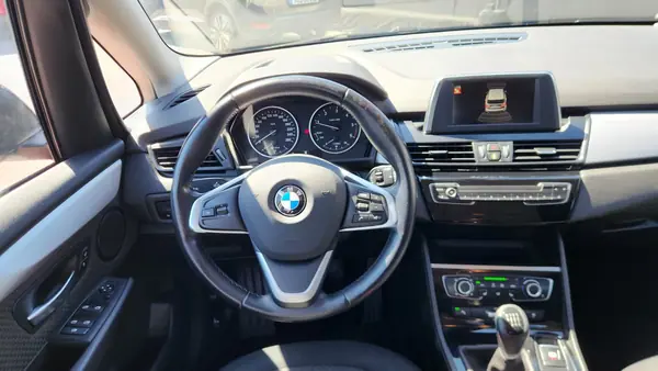 BMW 218 Gran Tourer 2016 - 13990 EUR, 216000 km - 216000km - foto 9 de 15