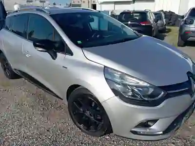 Renault Clio 2019 - 7900 EUR, 238000 km - AUTO.MOTO.pt - 238000km - foto 2 de 15
