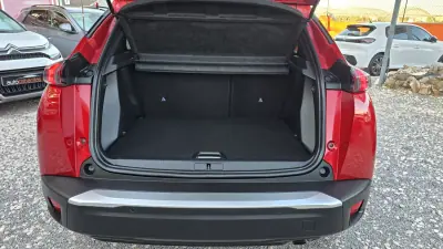 Peugeot 2008 2020 - 17500 EUR, 51350 km - AUTO.MOTO.pt - 51350km - foto 21 de 22