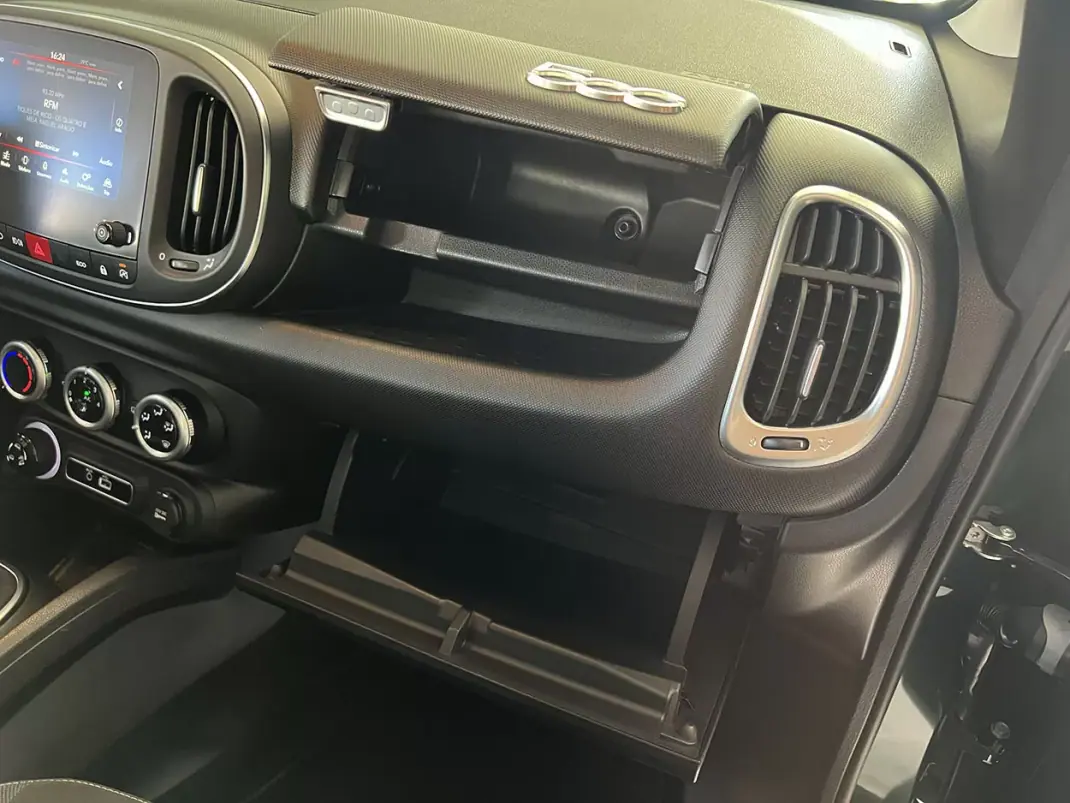Fiat 500L 2018 - 12800 EUR, 70174 km - 70174km - foto 16 de 19