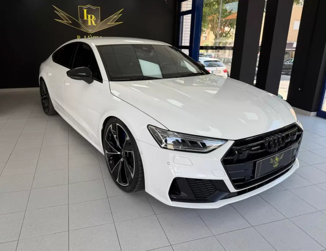 Audi A7 Sportback 2020 - 43500 EUR, 131602 km - AUTO.MOTO.pt - 131602km - foto 1 de 35