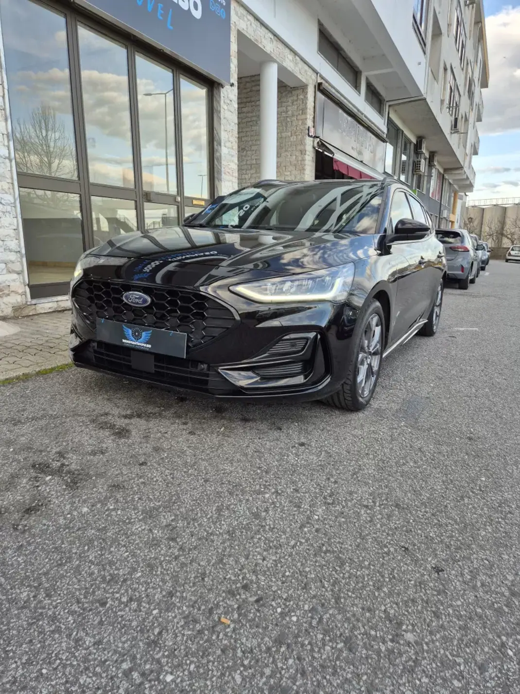 Ford Focus SW 2022 - 17450 EUR, 58000 km - AUTO.MOTO.pt - 58000km - foto 2 de 48