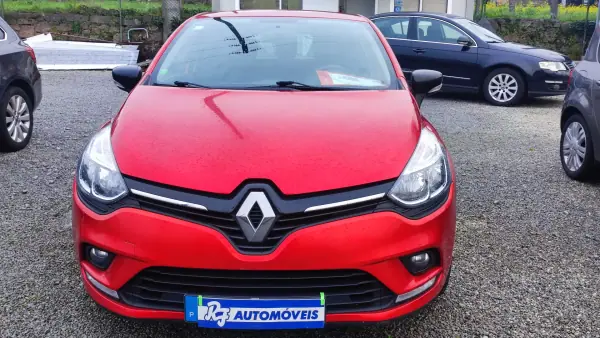 Renault Clio 0.9 TCe Limited Bi-Fuel 2019 Gas GPL — 116 998 km Renault Clio 0.9 TCe Limited Bi-Fuel 2019 Gas GPL