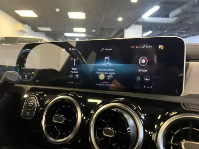 Mercedes-Benz CLA 180 2021 - 24990 EUR, 135000 km - AUTO.MOTO.pt - 135000km - foto 31 de 41