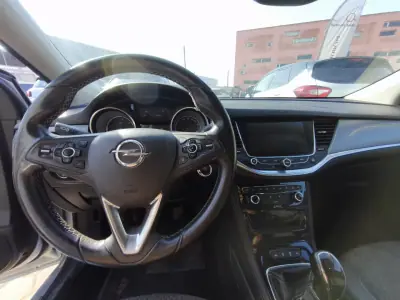 Opel Astra Sports Tourer 2016 - 9900 EUR, 204000 km - 204000km - foto 9 de 18