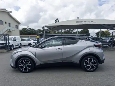 Toyota C-HR 2018 - 21990 EUR, 100000 km - AUTO.MOTO.pt - 100000km - foto 4 de 45