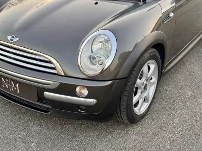 MINI 3 Portas 2006 - 6900 EUR, 160000 km - AUTO.MOTO.pt - 160000km - foto 11 de 26