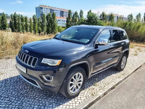 Jeep Grand Cherokee 2016 - 34950 EUR, 135350 km - AUTO.MOTO.pt - 135350km - foto 10 de 60