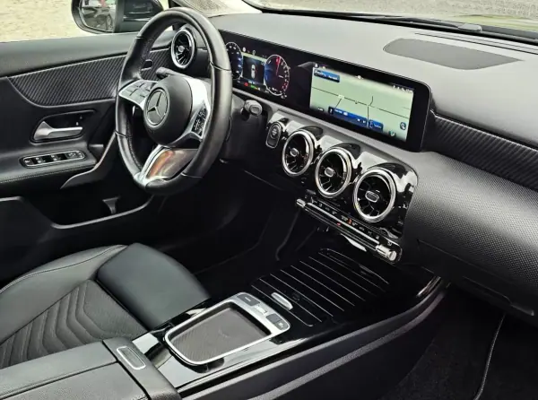 Mercedes-Benz A 250e 2023 - 31500 EUR, 70000 km - AUTO.MOTO.pt - 70000km - foto 23 de 24