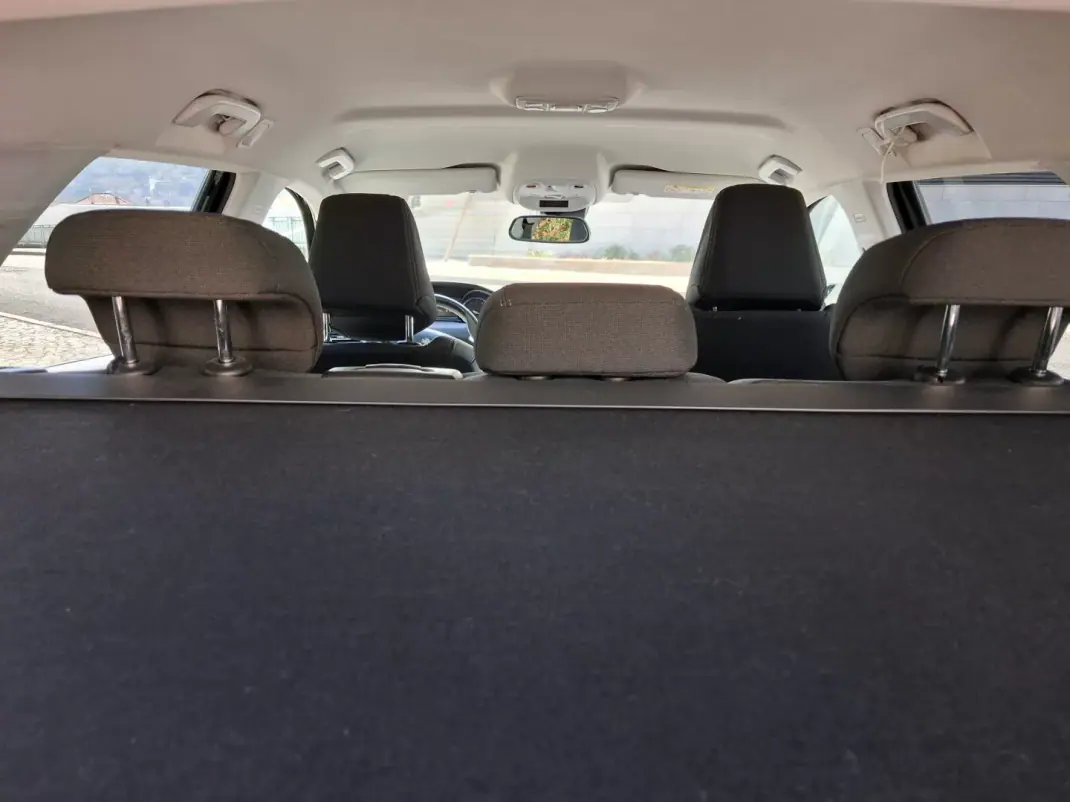 Peugeot 308 SW 2018 - 8990 EUR, 134000 km - 134000km - foto 21 de 26