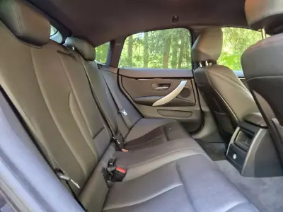 BMW 418 Gran Coupé 2015 - 17900 EUR, 250000 km - AUTO.MOTO.pt - 250000km - foto 16 de 22