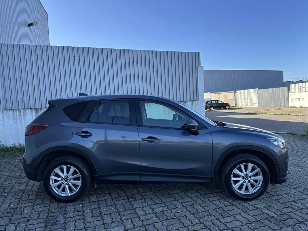 Mazda CX-5 2012 - 13490 EUR, 160000 km - AUTO.MOTO.pt - 160000km - foto 8 de 21