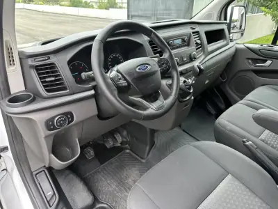 Ford Transit 2020 - 16900 EUR, 200000 km - AUTO.MOTO.pt - 200000km - foto 21 de 37