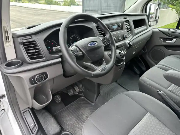 Ford Transit 2020 - 16900 EUR, 200000 km - AUTO.MOTO.pt - 200000km - foto 21 de 37