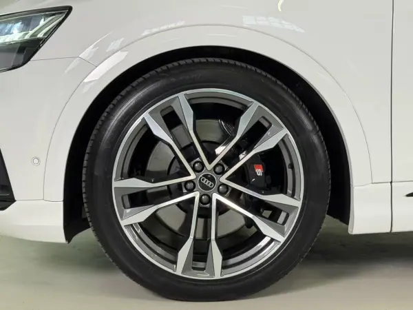 Audi SQ8 2019 - 99950 EUR, 49398 km - AUTO.MOTO.pt - 49398km - foto 19 de 56