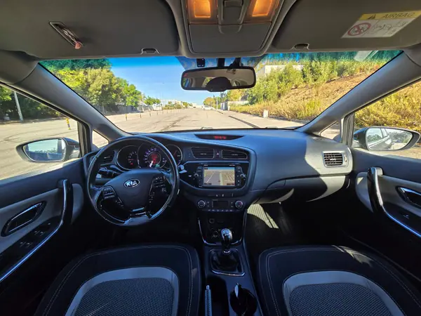 Kia Ceed SW 2015 — foto 3 de 12