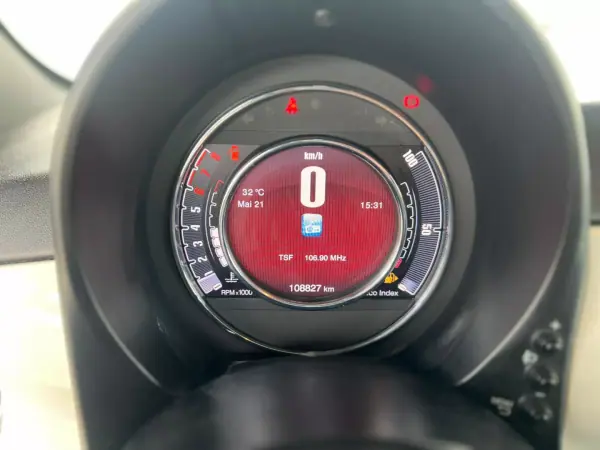 Fiat 500C 2020 - 12750 EUR, 108000 km - AUTO.MOTO.pt - 108000km - foto 14 de 14