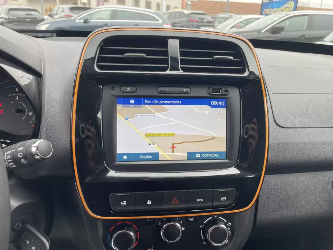 Dacia Spring 2021 - 10850 EUR, 17296 km - AUTO.MOTO.pt - 17296km - foto 17 de 32