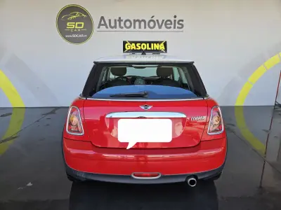 MINI Cooper 2009 - 6750 EUR, 160000 km - AUTO.MOTO.pt - 160000km - foto 4 de 9