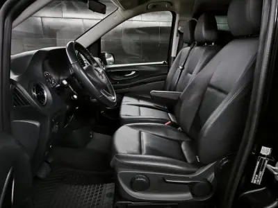 Mercedes-Benz Vito Tourer 2022 - 45950 EUR, 95000 km - AUTO.MOTO.pt - 95000km - foto 6 de 36