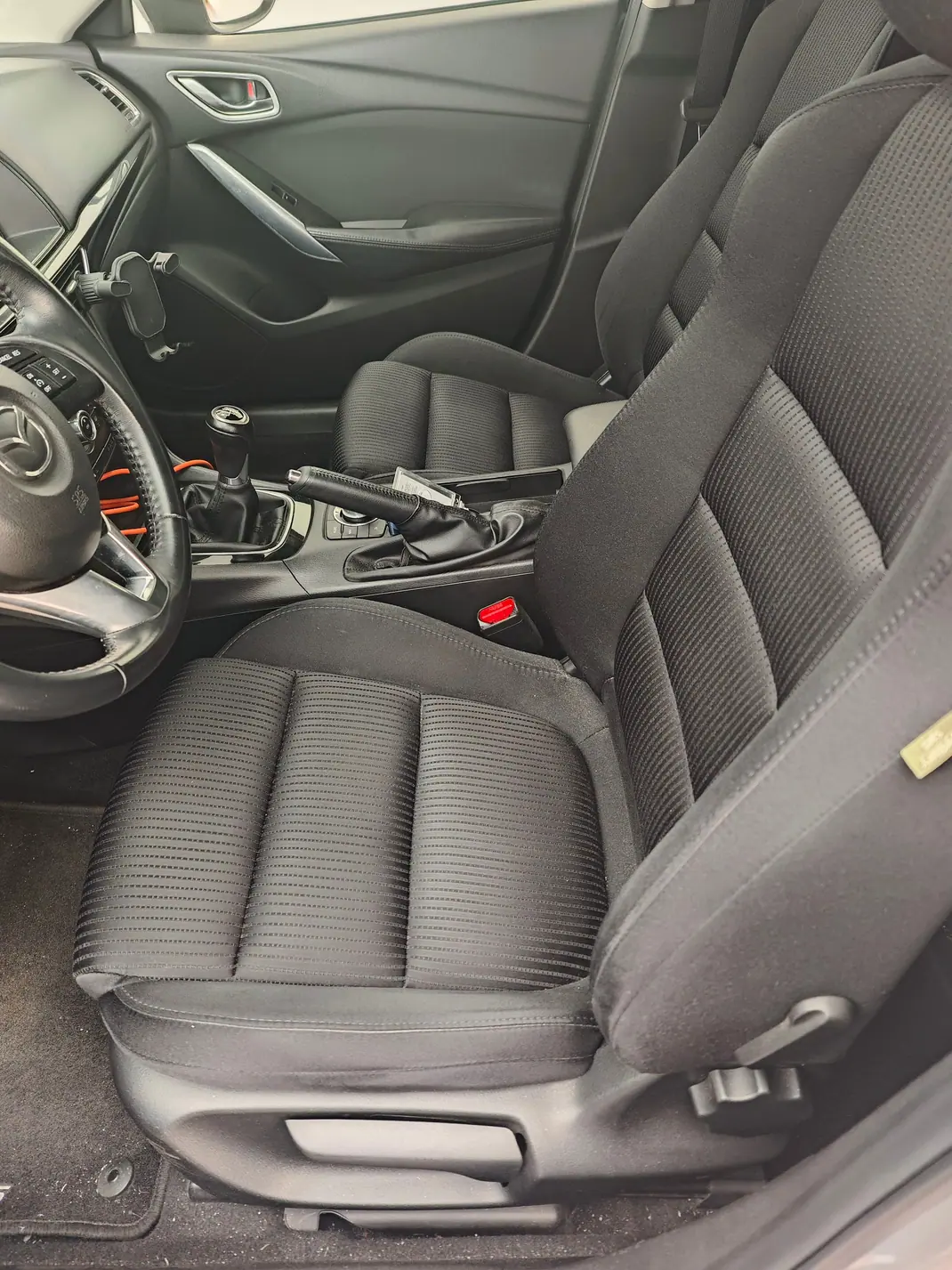 Mazda 6 2013 - 10600 EUR, 114200 km - 114200km - foto 6 de 15