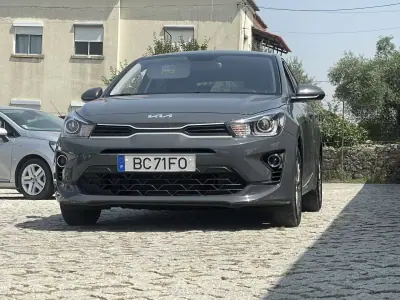 Kia Rio 2023 — photo 2 of 14