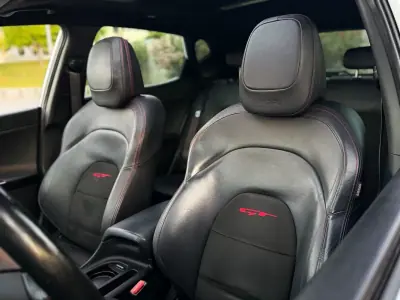 Kia Ceed 2015 — foto 5 de 15