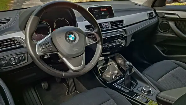 BMW X2 2018 - 24900 EUR, 116000 km - AUTO.MOTO.pt - 116000km - foto 6 de 29