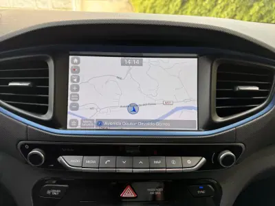 Hyundai Ioniq 2017 - 13250 EUR, 88000 km - AUTO.MOTO.pt - 88000km - foto 18 de 23