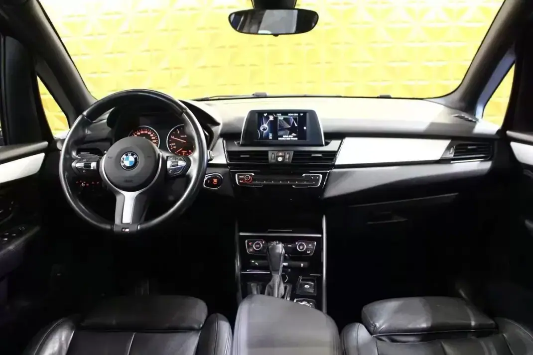 BMW 218 Active Tourer 2015 - 18250 EUR, 66000 km - 66000km - foto 6 de 26