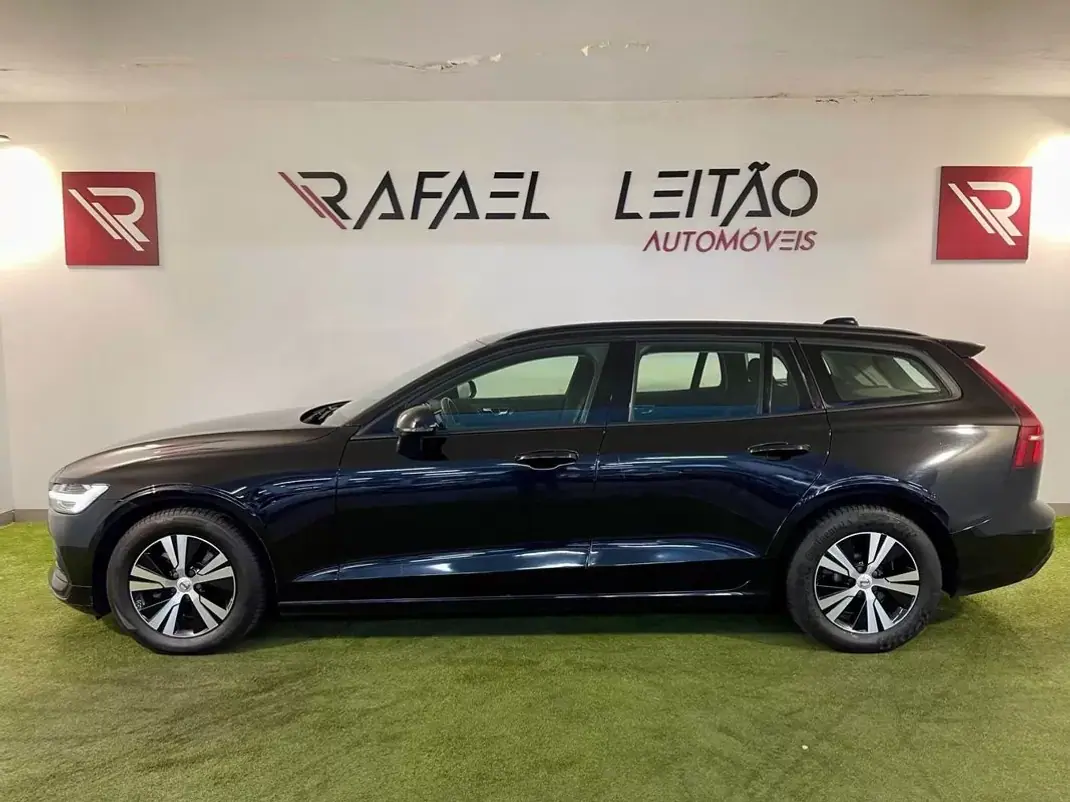 Volvo V60 2020 - 20950 EUR, 154000 km - AUTO.MOTO.pt - 154000km - foto 5 de 30