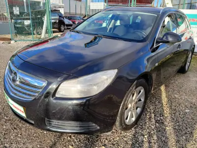 Opel Insignia Sports Tourer 2011 - 7150 EUR, 176528 km - AUTO.MOTO.pt - 176528km - foto 2 de 29