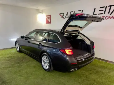 BMW 520 2023 - 35500 EUR, 72000 km - AUTO.MOTO.pt - 72000km - foto 31 de 32