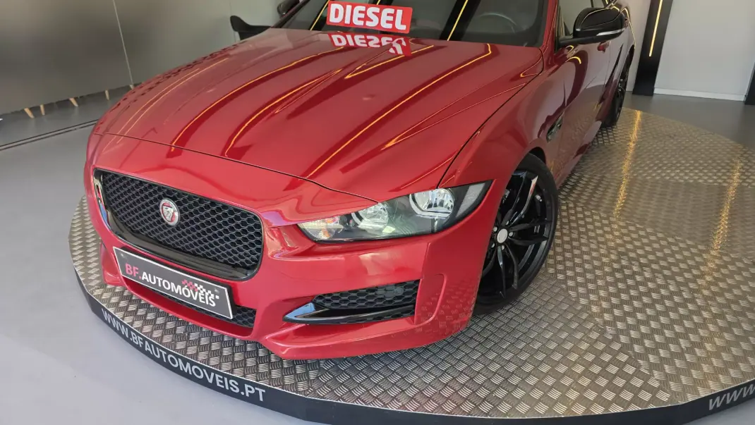 Jaguar XE 2016 - 14950 EUR, 176623 km - AUTO.MOTO.pt - 176623km - foto 24 de 58