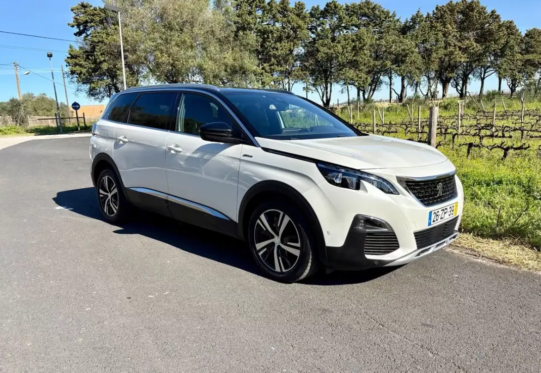Peugeot 5008 2019 - 26500 EUR, 76030 km - AUTO.MOTO.pt - 76030km - foto 6 de 31