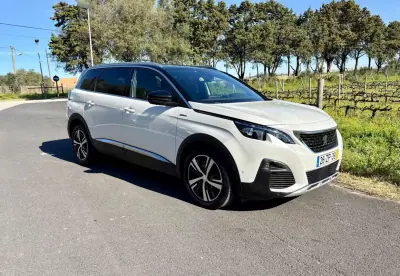 Peugeot 5008 2019 - 26500 EUR, 76030 km - AUTO.MOTO.pt - 76030km - foto 6 de 31
