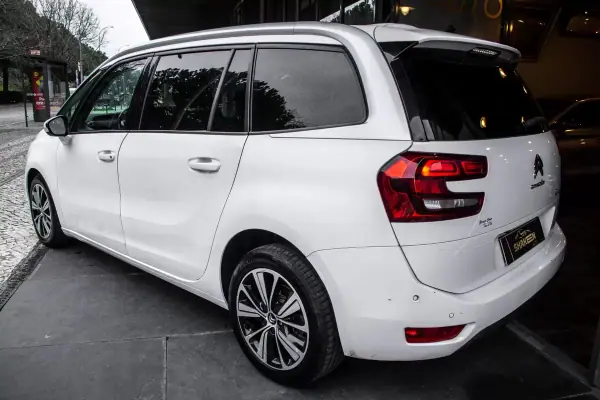 Citroën Grand C4 Spacetourer 2018 - 9900 EUR, 367153 km - AUTO.MOTO.pt - 367153km - foto 3 de 37