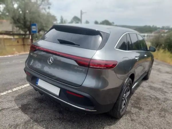 Mercedes-Benz EQC 2020 - 34800 EUR, 91200 km - AUTO.MOTO.pt - 91200km - foto 5 de 13