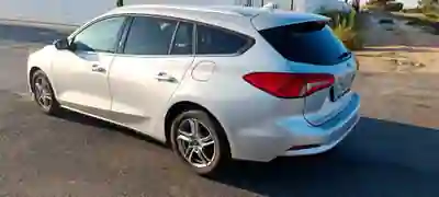 Ford Focus SW 2019 - 12900 EUR, 110000 km - 110000km - foto 4 de 10