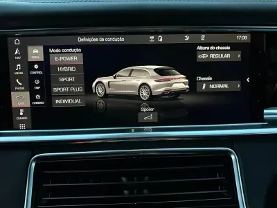 Porsche Panamera Sport Turismo 2021 - 83800 EUR, 95000 km - AUTO.MOTO.pt - 95000km - foto 20 de 20