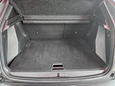 Peugeot 2008 2023 - 22999 EUR, 119000 km - AUTO.MOTO.pt - 119000km - foto 20 de 21