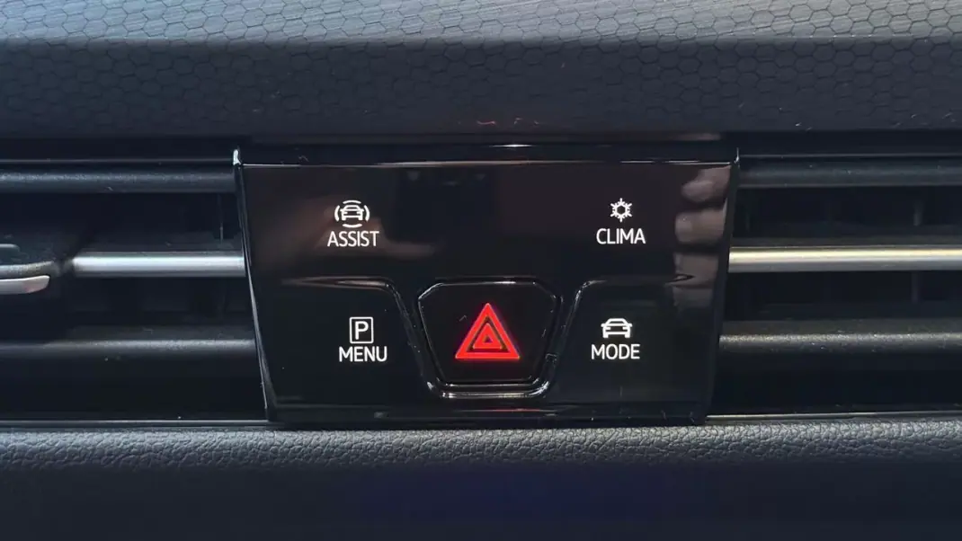 Volkswagen Golf 2021 - 39900 EUR, 55600 km - AUTO.MOTO.pt - 55600km - foto 26 de 26