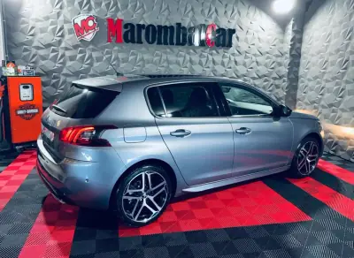 Peugeot 308 2018 - 11990 EUR, 102610 km - AUTO.MOTO.pt - 102610km - foto 6 de 32