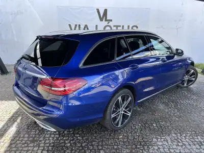 Mercedes-Benz C 300 2020 - 28499 EUR, 118000 km - AUTO.MOTO.pt - 118000km - foto 7 de 26