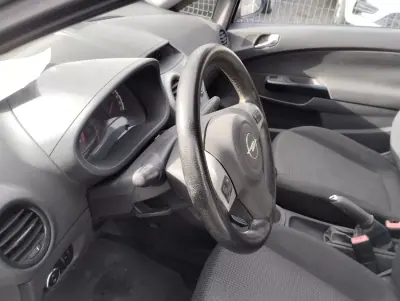 Opel Corsa 2011 - 5900 EUR, 220000 km - AUTO.MOTO.pt - 220000km - foto 17 de 24