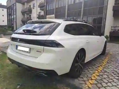 Peugeot 508 SW 2019 - 16750 EUR, 65000 km - AUTO.MOTO.pt - 65000km - foto 3 de 10