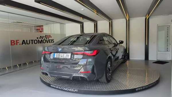BMW i4 2023 - 41900 EUR, 60120 km - AUTO.MOTO.pt - 60120km - foto 18 de 58