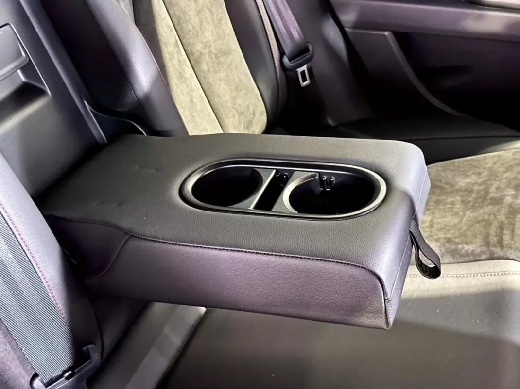 SEAT Leon 2020 - 24900 EUR, 139049 km - AUTO.MOTO.pt - 139049km - foto 16 de 31